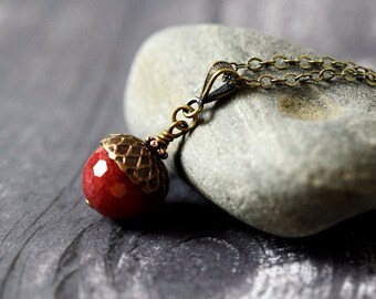 Carnelian Stone Acorn Necklace, Red Carnelian Necklace, Boho Long Pendant Necklace, Antique Brass Hypoallergenic Chain, Gemstone Jewelry