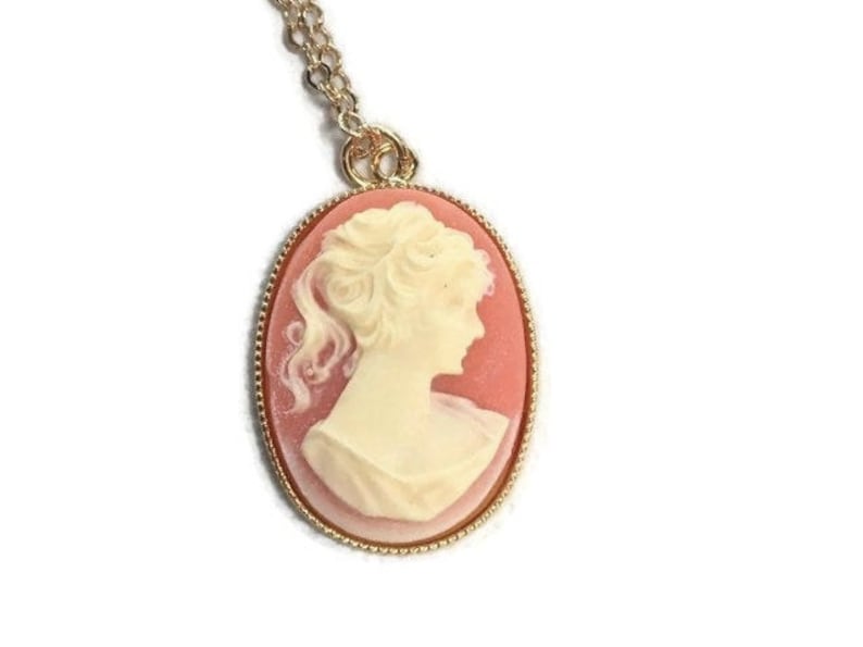 Carnelian Woman Cameo Pendant Necklace Antique Gold Brass Chain Birthday Gifts For Her BrightGold BrightChn