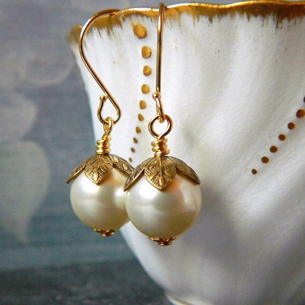 Gold Leaf Pearl Earrings - 14k Gold Filled - Bridal Dangles - Custom Colors Wedding Pearl Jewelry