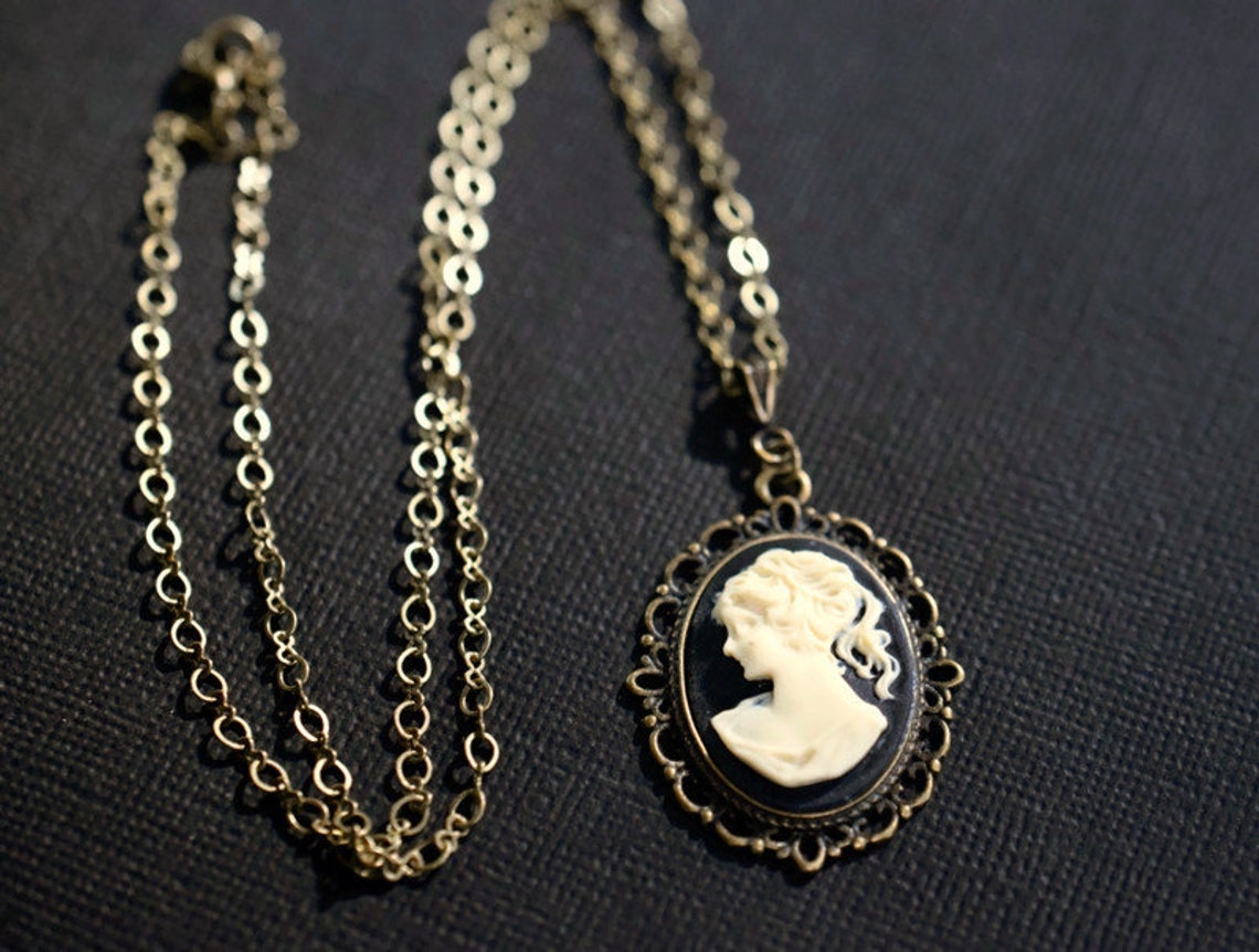 Ivory Cameo Necklace Victorian Lady Cameo Pendant Gold Etsy