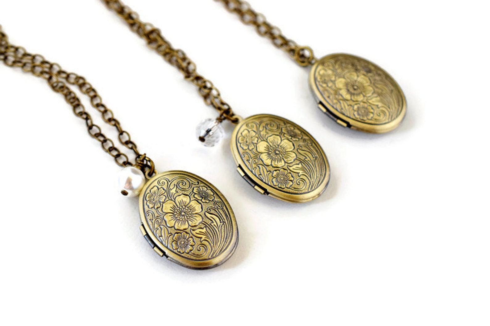 Gold locket flower design Clearance