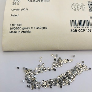 30 gemas de diente Swarovski® SS5, cristales sin fijación por calor, diseños con pegamento laminado, diamantes de imitación con parte trasera plana, ref.: 2058 Craft