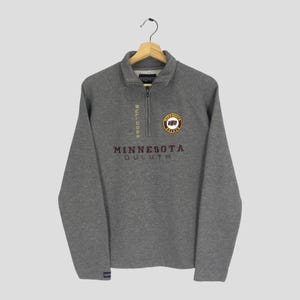 Vintage Minnesota Duluth Bulldogs Ncaa Sweatshirt Medium Minnesota Spell Out Pullover UMD Minnesota University Jumper UMD Duluth Sweater M