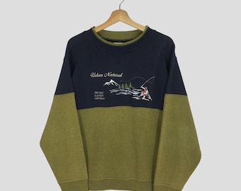 Vintage Retro Graphic Urban Nature Green Sweatshirt Large Fishing Lake Bluewater Sweater Fisherman Trout Fish Artwork Crewneck Jumper Size L