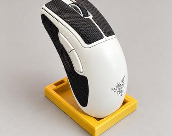 3D Printed Mouse Display Stand with USB Receiver Storage, Gaming Desk Organizer