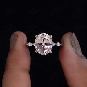 Dazzling Oval Cut Moissanite Engagement Ring in 14K White Gold with Delicate Prong Setting / Timeless Solitaire Style / Symbol of Your Love.