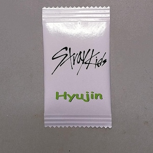 À propos des cartes photo Hyujin (Stray Kids)