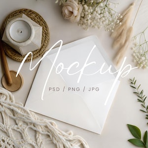 Mockup di fodera per busta, Mockup di cancelleria per matrimonio, Mockup di inserto per busta Canva, Mockup di biglietto di matrimonio 5x7, Mockup di busta bianca per addio al nubilato