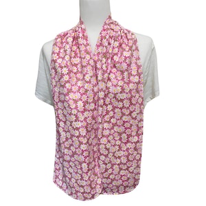 Dining Scarf Adult Bib Fashion Dignity Bib Clothing Protector Fun Summer Daisy Design