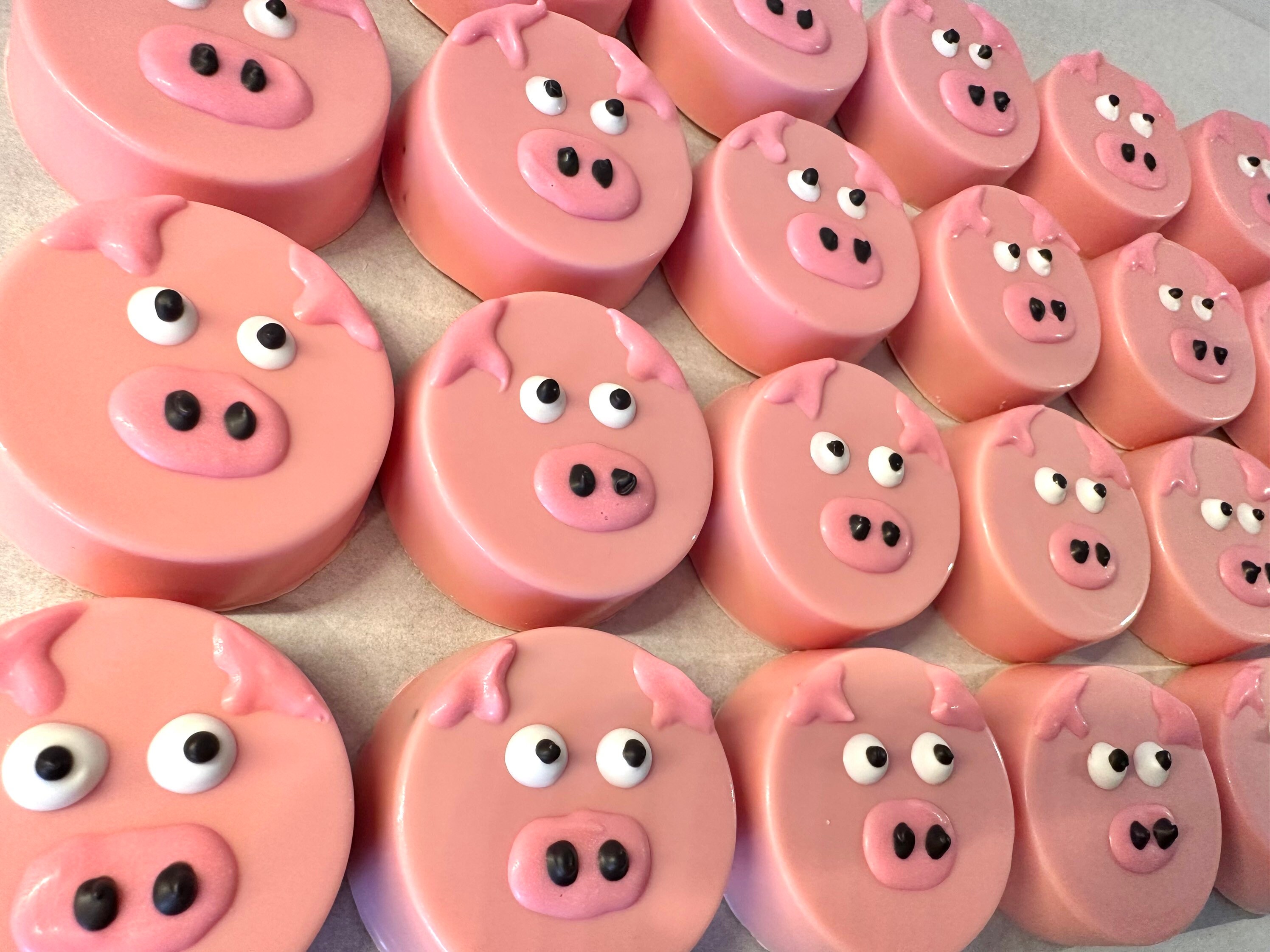 24pink Pig Chocolate Covered Oreo Favors Etsy