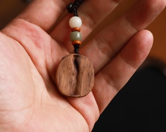 Colgante de grano de café de nogal tallado a mano: regalo de barista