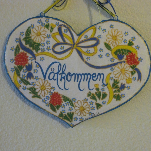 Välkommen sign , Swedish Welcome sign, Handcrafted Papier-Mache', Swedish flowers, Doorsign, Home decor, Gift, Heart