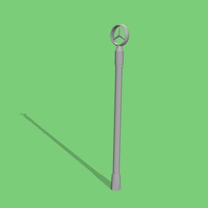 ARCHIVO DIGITAL Antiguo asta de bandera de Mercedes con asistente de aparcamiento