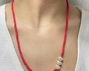 pearl necklace,beaded necklace,gift necklace,handmade necklace,special design necklace,minimalist necklace,jewelry