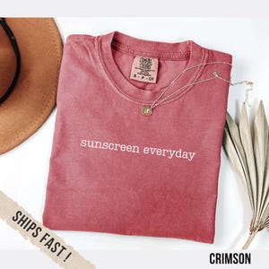 Solskyddsmedel Everyday Comfort Colors T-shirt, Hudvårdscitat-tröja
