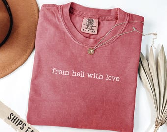 フロム・ヘル・ウィズ・ラブ コンフォートカラーTシャツ、エッジの効いたグラフィックTシャツ