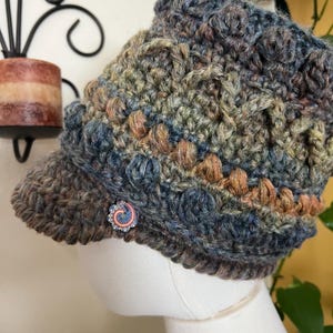 Fable Cap with Fingerless Gloves