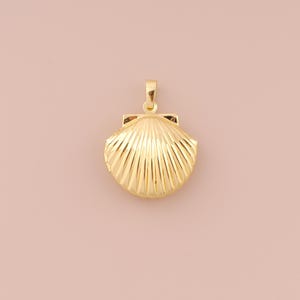 18K Gold Filled Shell Pendant Gold Photo Frame Charms Shell Charm for DIY Bracelets Necklaces Jewelry Accessories Making