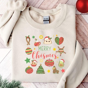 Mexican Christmas Sweatshirt, Happy Chismes, Navidad Graphic, Mexican Christmas Food Sweatshirt, Pan Dulce-T-Shirt, Happy Christmas Mexican