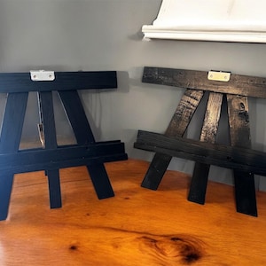 Art Easel Displays (set of 2)