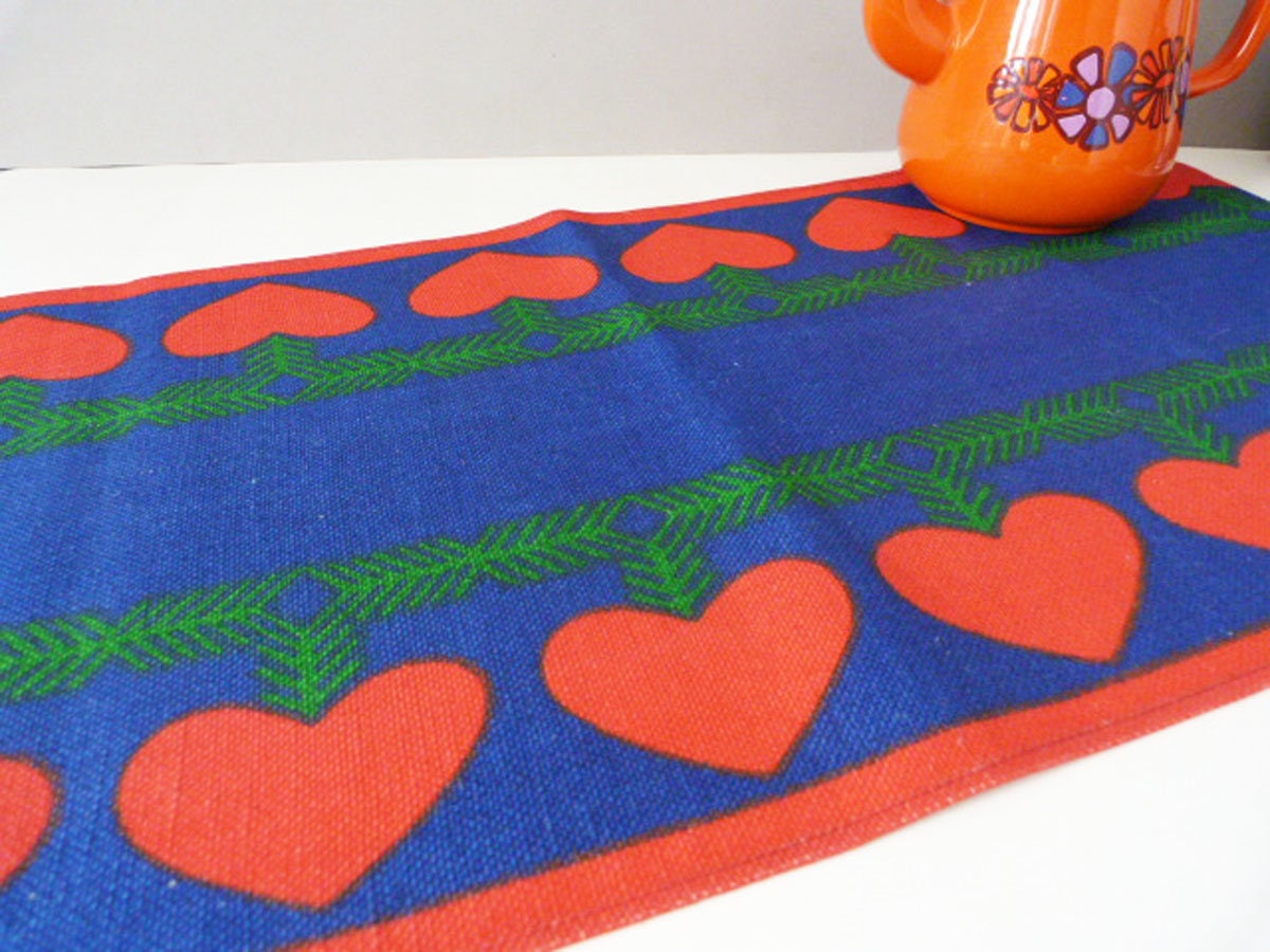 Vintage 1970's Swedish scandinavian table runner.
