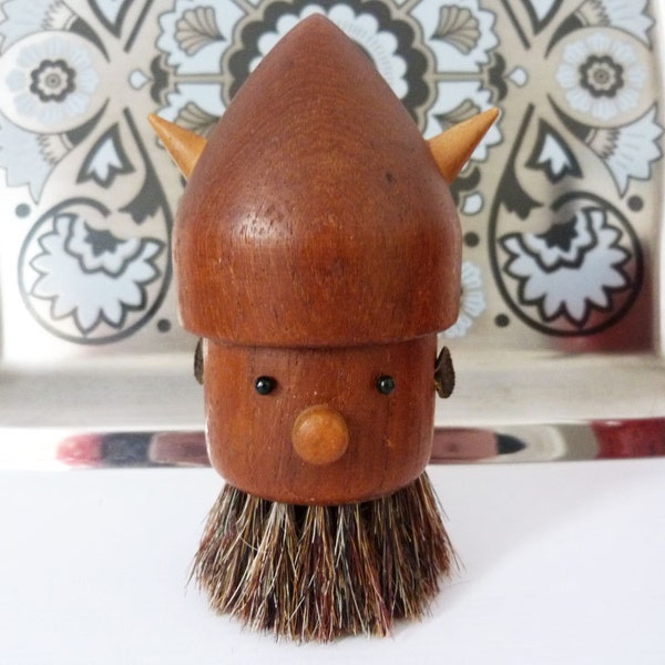 Vintage Danish Viking wooden teak clothes or crumb brush