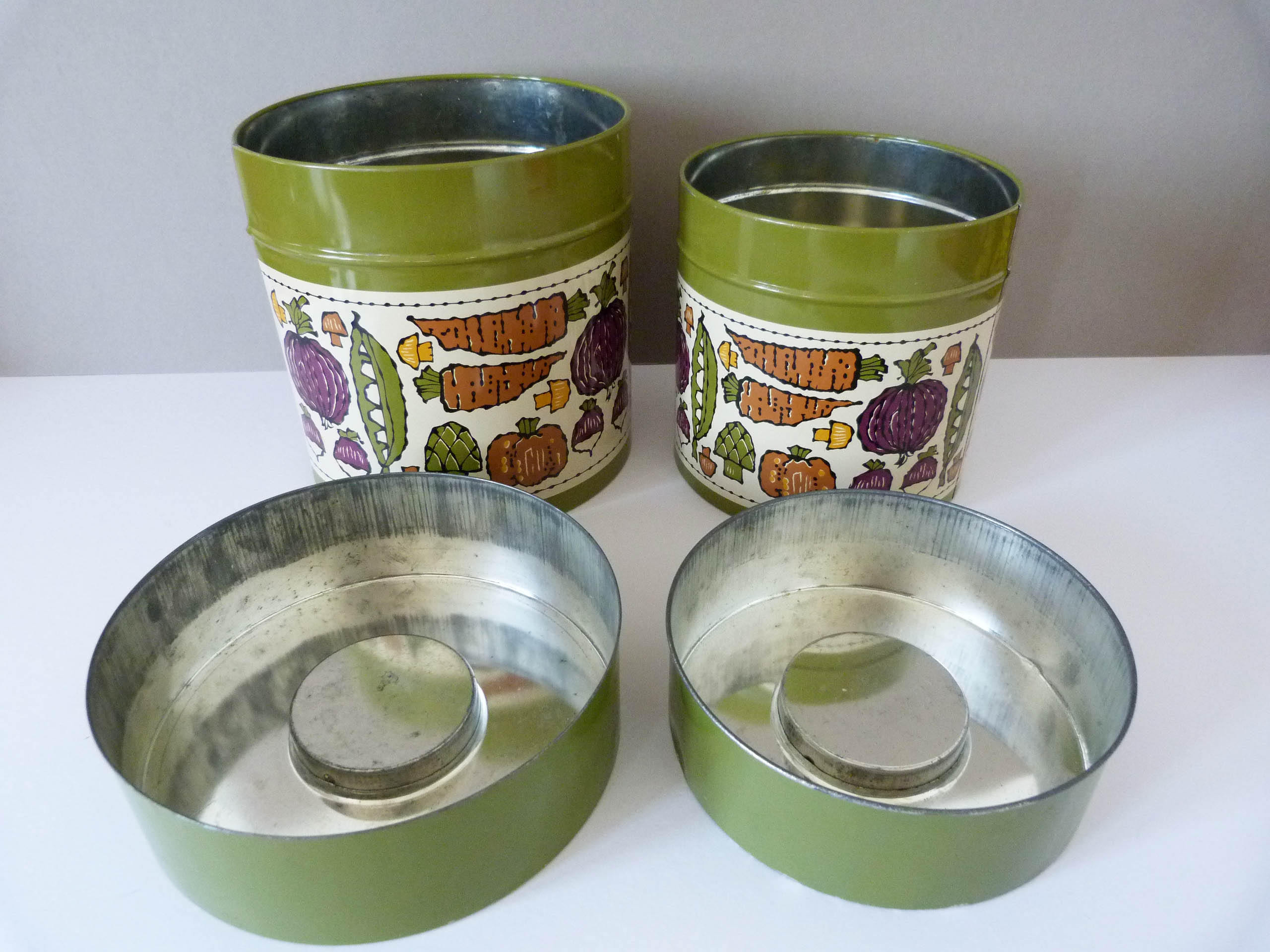 2 matching metal storage tins vintage 1970's vegetable design