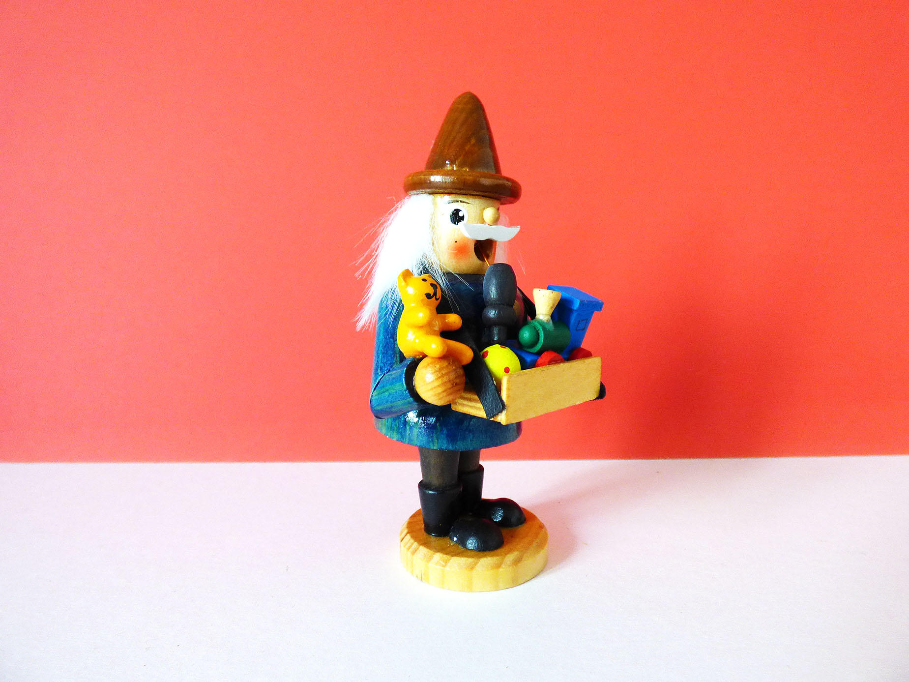 Incense burner Smoking man Vintage West German