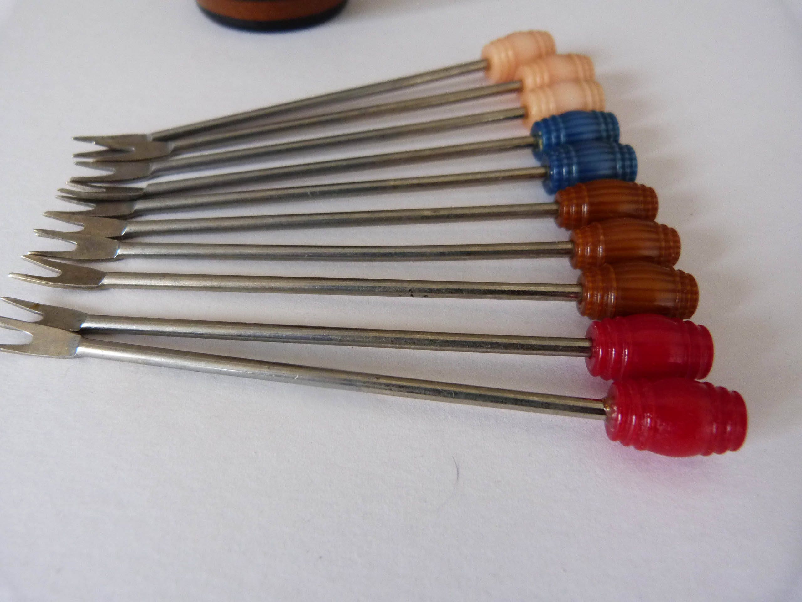 Vintage Barrel & cocktail sticks