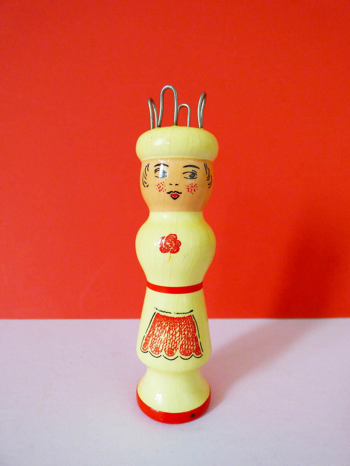 Vintage knitting nancy knitting tool spool