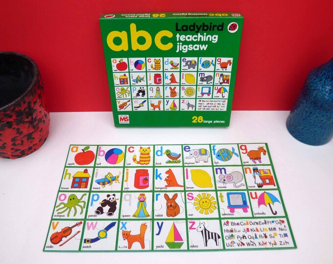 Ladybird ABC teaching Jigsaw - vintage illustrations - Classic vintage toys - puzzles - vintage retro home