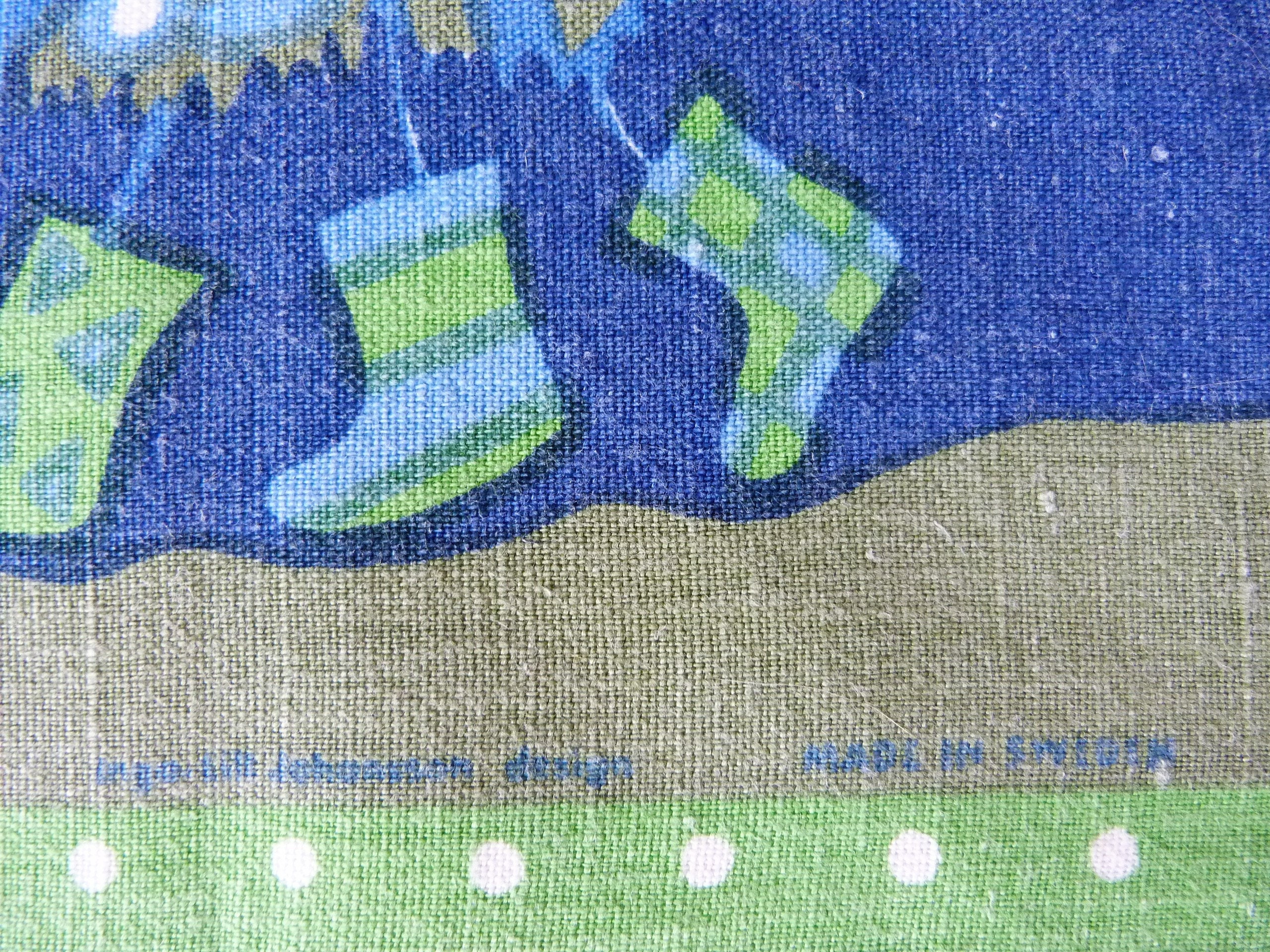 Catapillar table runner / wall hanging Almedahls Sweden