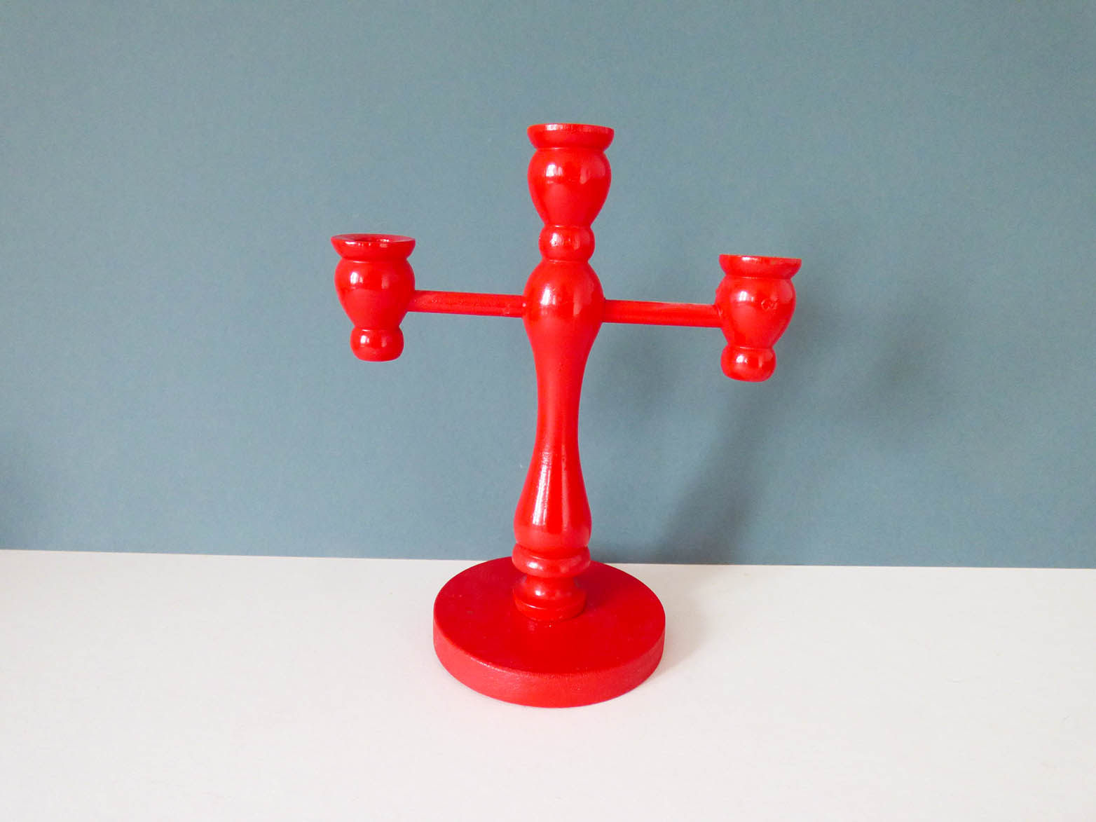 Simple wooden scandinavian candle holder