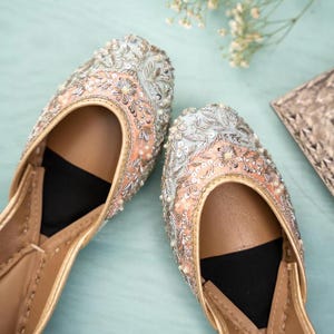IZMA PEACH BLUE Jutti| Hand‑Embroidered Sequins Jutti | Punjabi Khussa | Wedding Footwear | Ethnic Pearl Mojari | Free shipping,mojari