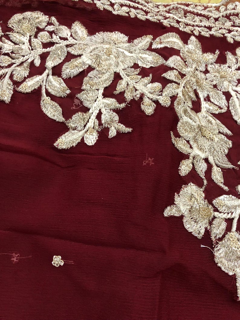 Traje de novia pakistaní de gasa roja: vestido de red bordada imagen 13