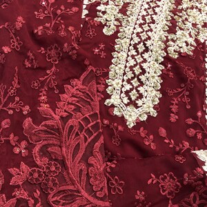 Traje de novia pakistaní de gasa roja: vestido de red bordada imagen 15