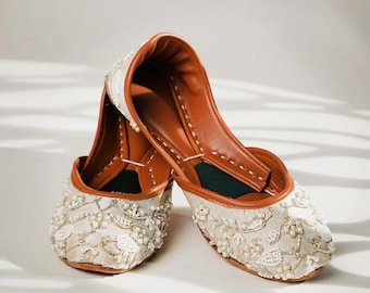 Handmade Ivory Silk Jutti, Daisy Pearls, Punjabi Mojari Flats