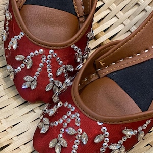 Ruby Red Silk Jutti Flats: Handmade Bridal Wedding Shoes,red bridal flats,bridal jutti,punjabi red shoes,punjabi jutti,jutti for women,red