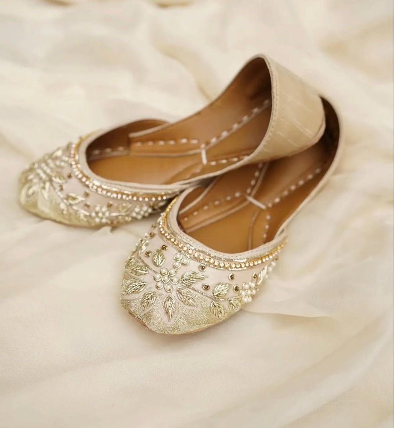 Handmade Floral Velvet Khussa Jutti – Gold & Pink, Indian Flats image 5