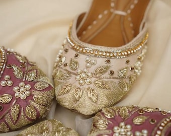Dull Gold /Pink Floral Jutti – Handmade Silk, Jutti for women, handmade genuine punjabi jutti/khussa/mojari/flats|free shipping,ivory