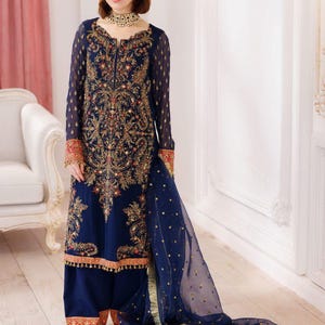 Embroidered Chiffon Pakistani Dress: Blue Floral Kashmiri 3-Piece Party Wear