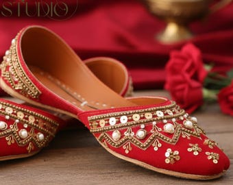 Handcrafted Red Bridal Jutti: Embroidered Lahori Khussa Shoes