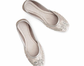 Silver trance nikkah shoes ,jutti/khussa shoes for women, genuine punjabi jutti/khussa|Flat Shoes for Women,Indian Women Mojaris,shadi,milad