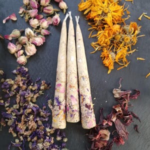 Divine Feminine Ritual Candle | Feminine Power & Intuition