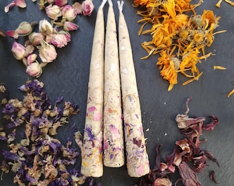 Divine Feminine Ritual Candle | Feminine Power & Intuition