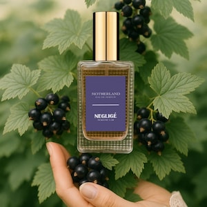 Motherland - Summer Artisan Perfume. Earthy Floral Fragrance. Natural Niche Perfume for Women. Unique Gift for Her
