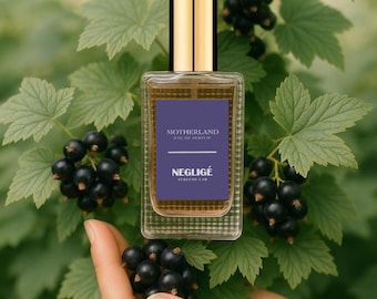 Motherland Artisan Perfume – Earthy Floral Summer Fragrance