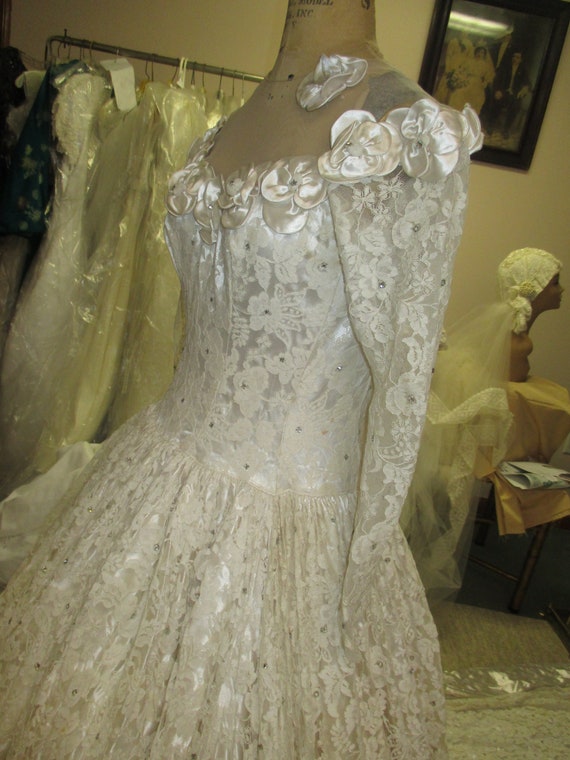1950's Rhinestone studded lace bridal gown sz 5-7