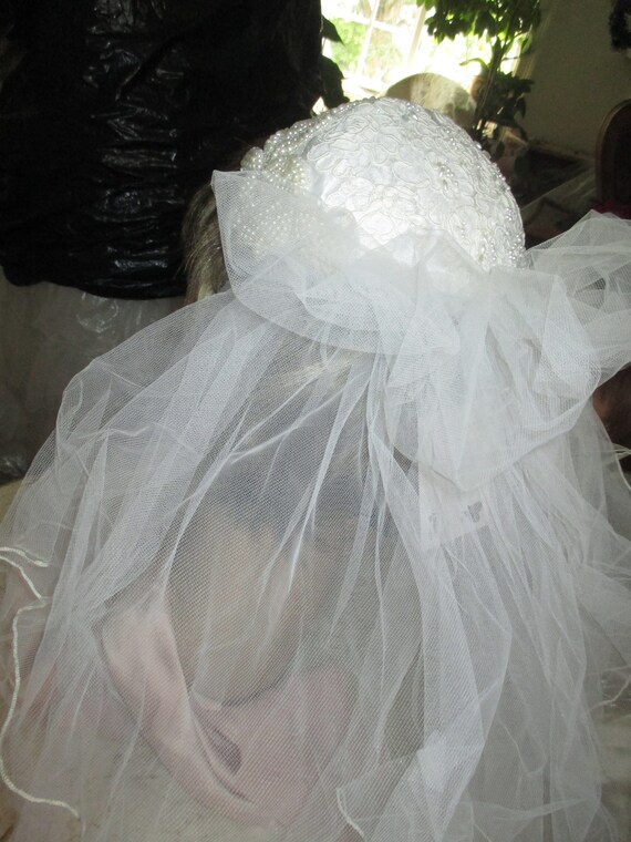 white juliet cap and veil - image 4