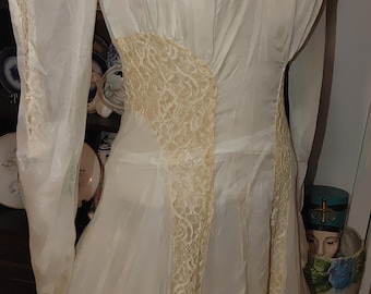 1930 nylon and lace bridal gown size 7